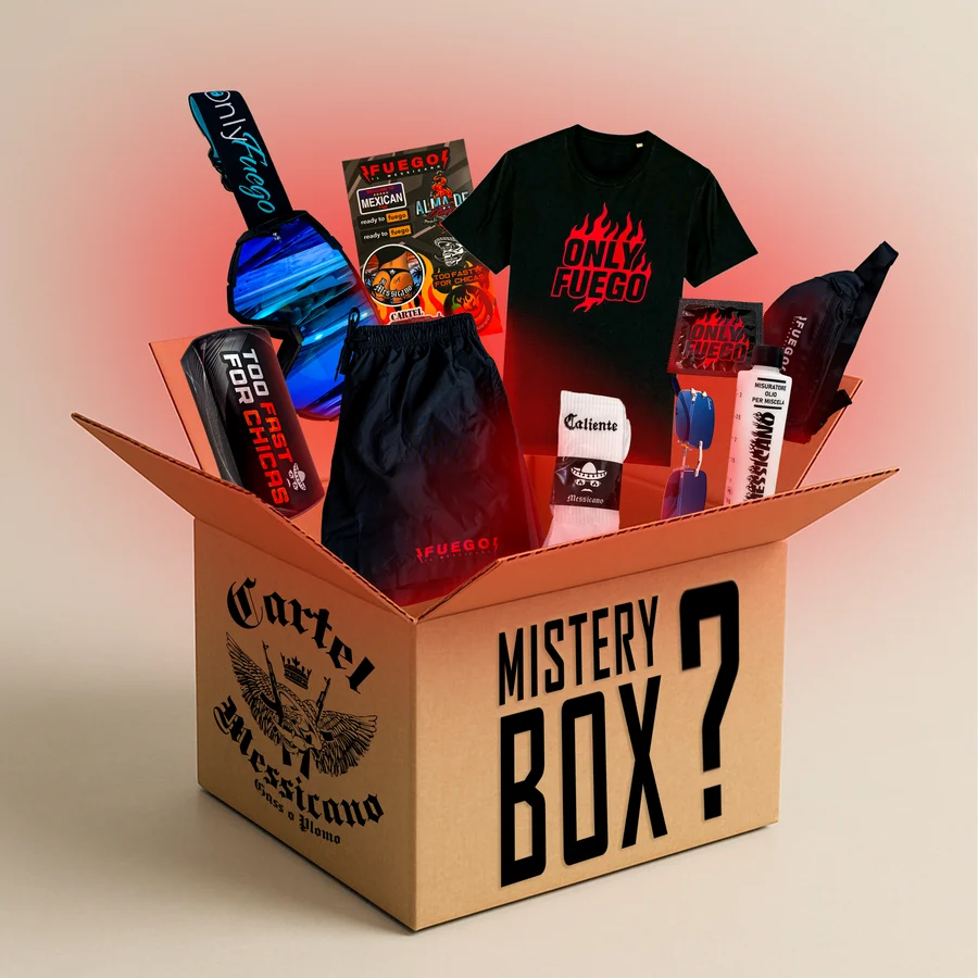 Scatola aperta piena di prodotti del Messicano, con il cartello Mystery Box